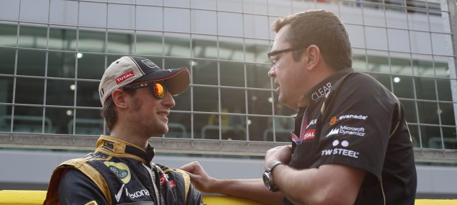 Eric Boullier y Romain Grosjean