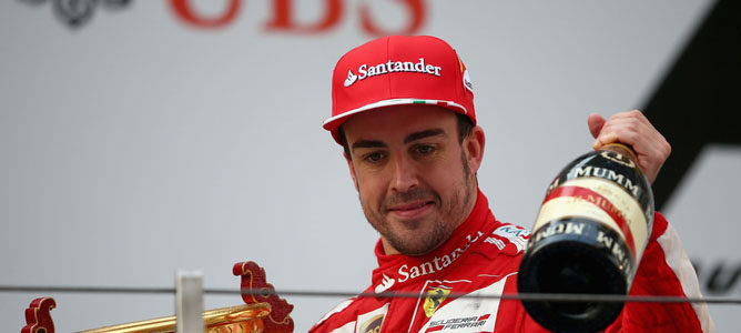 Willi Weber: "En este momento Fernando Alonso es simplemente el mejor"