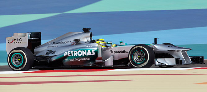 Nico Rosberg: "La carrera de mañana es una historia diferente y somos muy conscientes de eso"