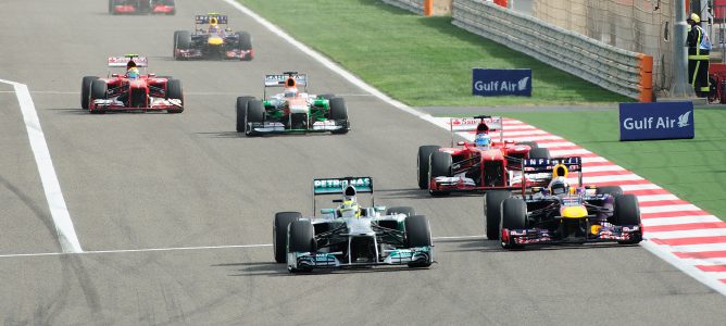 Nico Rosberg en la salida del GP de Baréin