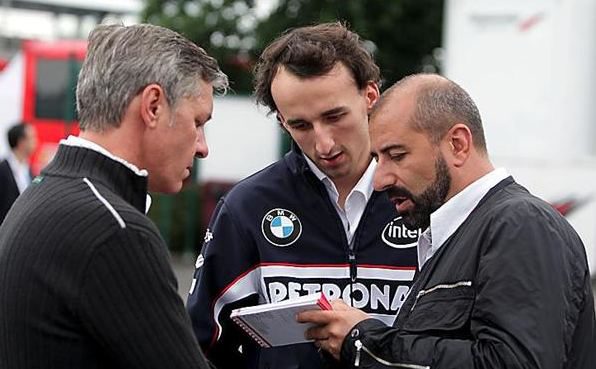 Kubica se muestra contento pese a todo