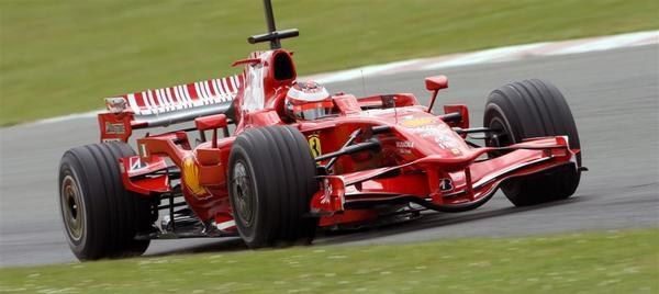 Kimi cree que serán competitivos en Inglaterra