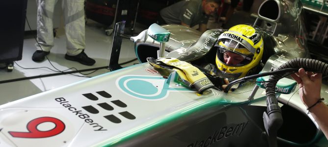 Lewis Hamilton: "Es difícil cuantificar la mejora en este primer día"