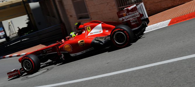 Felipe Massa rueda en Mónaco