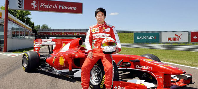 Kamui Kobayashi debuta con un F1 de Ferrari a los mandos del F10 en Fiorano