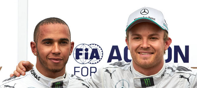 Damon Hill cree que Rosberg está demostrando ser "sumamente bueno" al lado de Hamilton