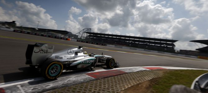 Lewis Hamilton: "Estoy muy orgulloso de haber logrado la pole"