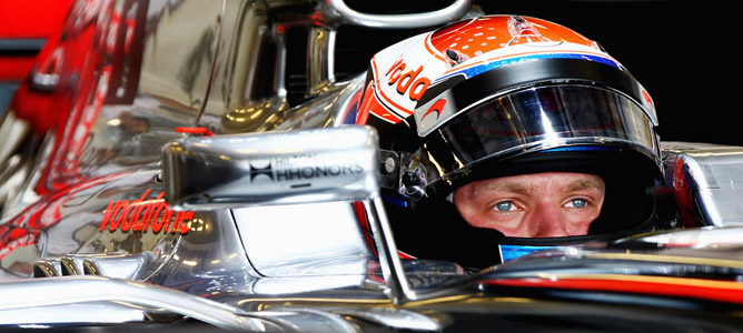 Kevin Magnussen lidera la primera jornada de los test de jóvenes pilotos 2013