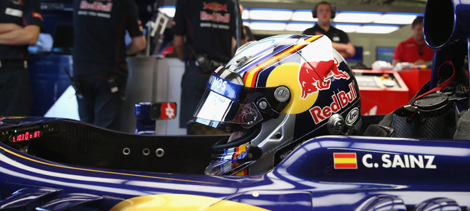 Sainz Jr. debuta siendo segundo tras Ricciardo en el día 2 de tests en Silverstone