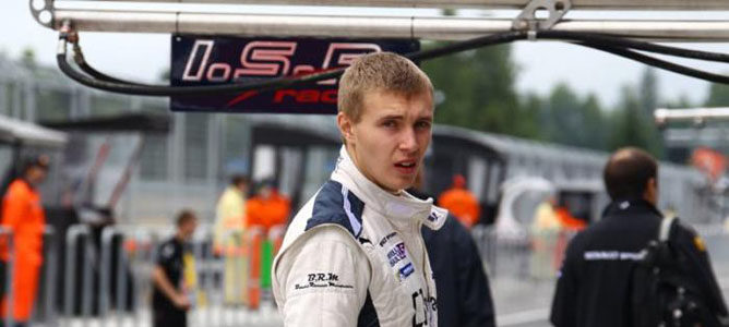 Kimi Raïkkonen no ve problema en que Sergey Sirotkin debute en F1 a los 18 años