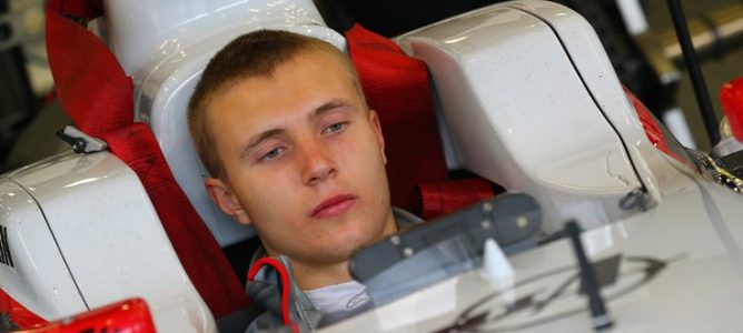 Monisha Kaltenborn confirma que Sirotkin no rodará este año en ningún viernes