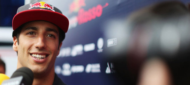 Colin Kolles: "Ricciardo es uno de los pilotos con más talento"