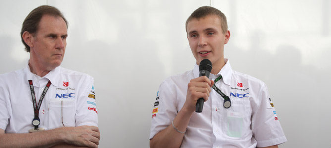 Sauber confirma que la superlicencia es lo único que falta a Sirotkin para ser titular