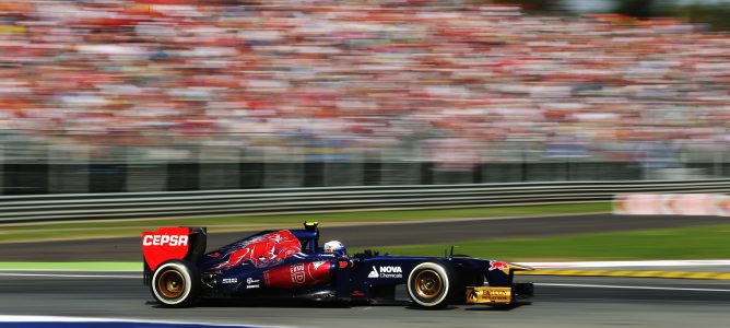 Daniel Ricciardo: "La baja carga aerodinámica me ayudó en las rectas"