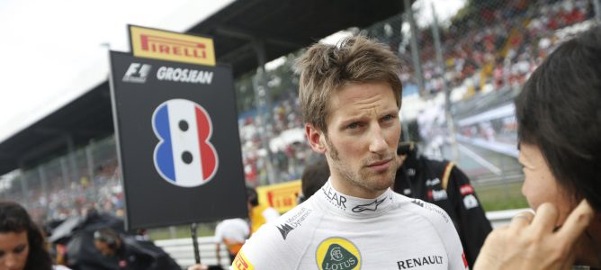 Romain Grosjean espera seguir en Lotus: "Me siento bien aquí"