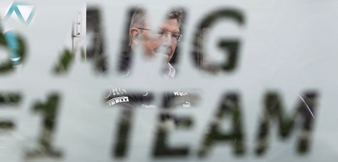 Ross Brawn niega los rumores: "Mi plan es seguir en Mercedes"