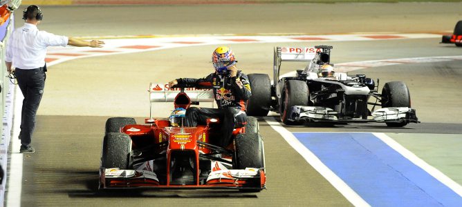 La FIA sanciona a Webber con 10 posiciones en la parrilla de salida en Corea