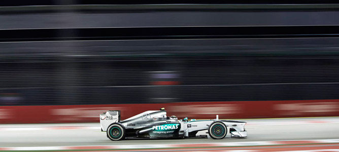 Hamilton sigue confiando en lograr una nueva victoria antes de que termine 2013