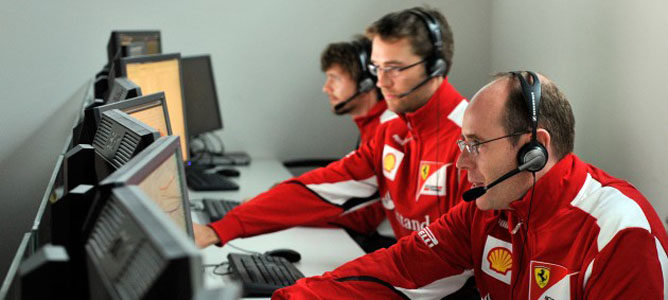Neil Martin, ingeniero de Ferrari, explica el trabajo detrás de las estrategias en la F1