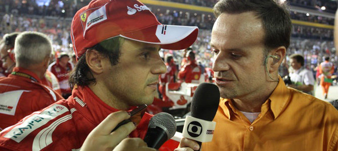 Rubens Barrichello trabajando para Globo en el GP de Singapur 2013