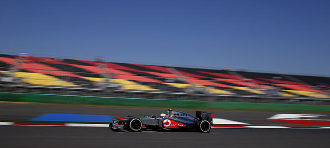 Sergio Pérez con McLaren durante los libres del viernes de Corea