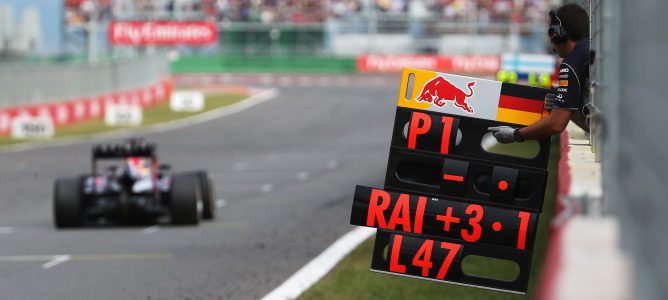 Sebastian Vettel: "Mantuvimos el liderato e intentamos controlar la carrera"