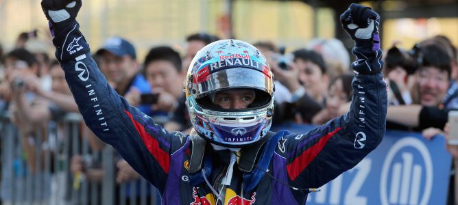 Sebastian Vettel gana en Japón
