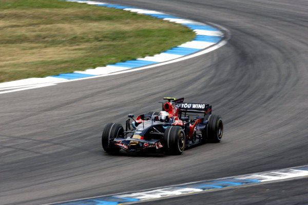 Vettel el más rápido en la primera jornada de pruebas en Jerez