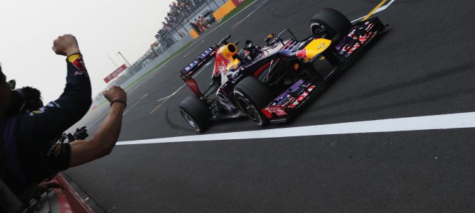 Adrian Newey no sabe si el dominio de Red Bull seguirá en 2014