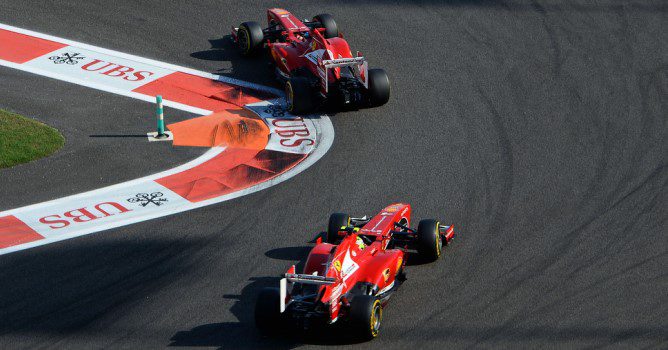 Sebastian Vettel arrasa y consigue victoria y récord en el GP de Abu Dabi 2013
