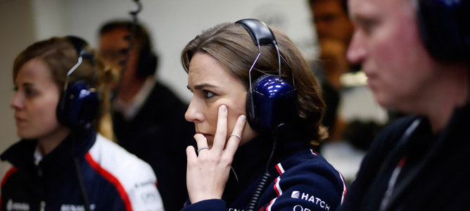 Claire Williams: "Felipe Massa no es un piloto de pago"