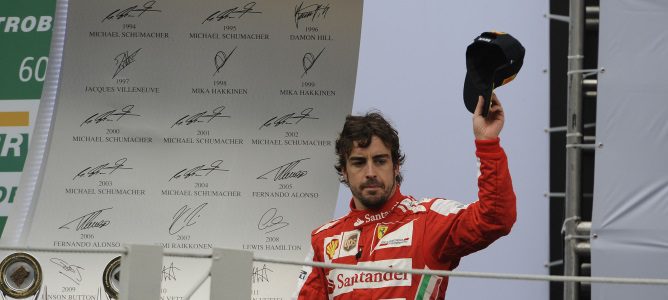 Bernie Ecclestone: "Esperaba que Alonso ganara el título este año"