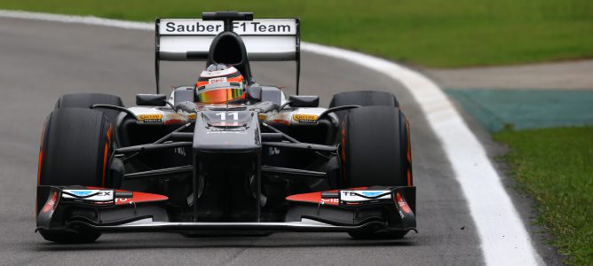 Nico Hülkenberg rueda en Interlagos