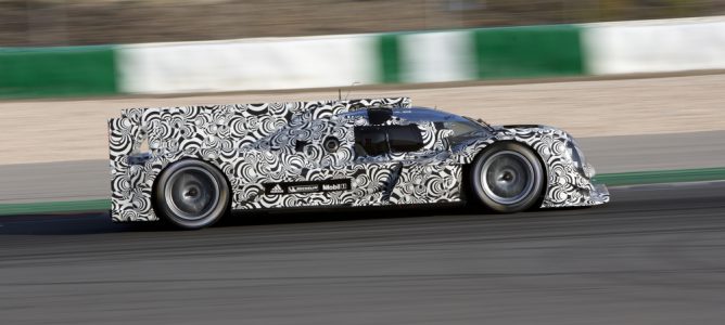 Mark Webber prueba en Portimao un Porsche LMP1