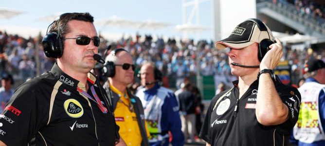 Boullier muestra su enfado por los rumores que le situaban fuera de Lotus