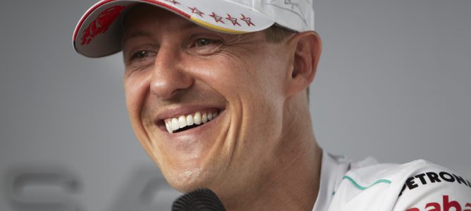 Oficial: Michael Schumacher sale del coma y comienza su largo proceso de rehabilitación