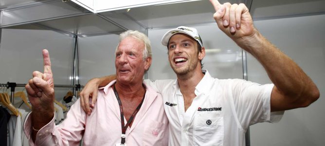 Muere John Button, padre de Jenson Button, de un ataque al corazón