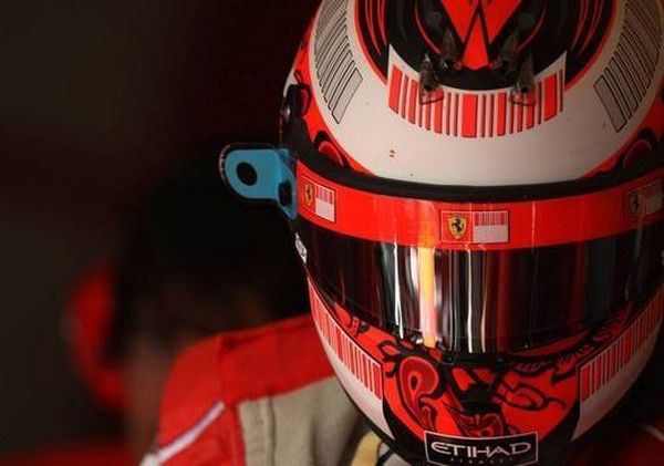 Ferrari renovaría a Raikkonen hasta 2011, pero Kimi no tiene prisa por decidirse