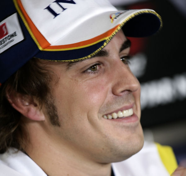Alonso: "La carrera de mañana va a ser difícil"
