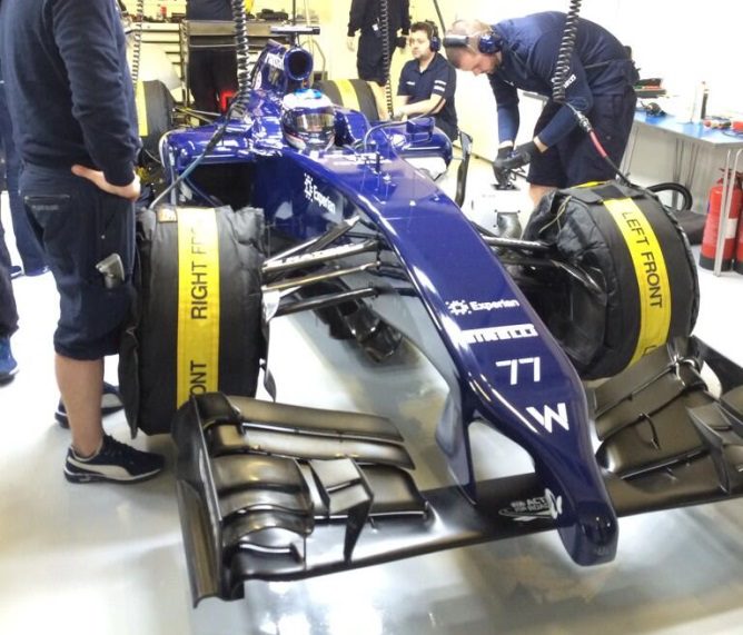 El Williams FW36 ya rueda en Jerez