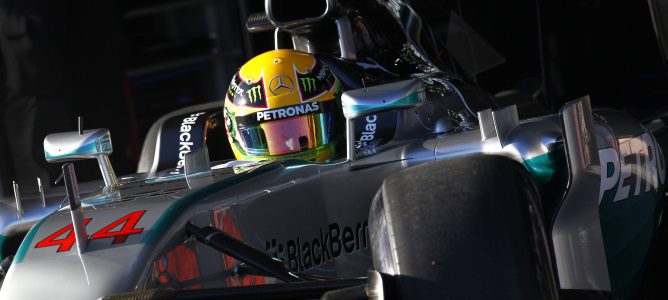 Lewis Hamilton resta importancia al accidente: "Ha sido un día muy positivo"