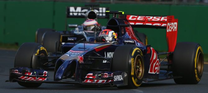 Daniil Kvyat: "Nunca esperé conseguir un punto en mi primera carrera, es una sensación increíble"