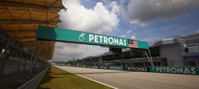 Mercedes y Petronas rendirán homenaje en Malasia a las víctimas del vuelo MH370