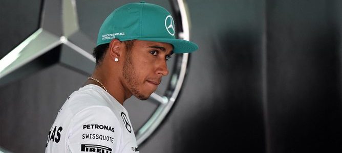 Lewis Hamilton marca el ritmo en la primera sesión de entrenamientos libres del GP de Malasia