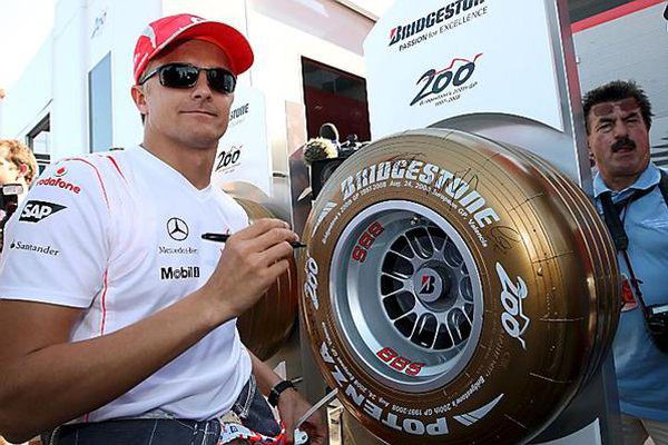 Bridgestone celebra su 200 Gran Premio en la Fórmula 1