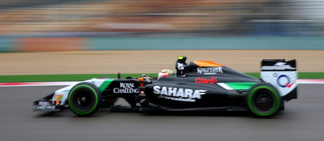 Sergio Pérez: "Este fin de semana será difícil, porque no tenemos carga aerodinámica"