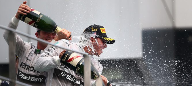 Rosberg, sobre Hamilton: "Preferiría estar por delante, pero aún estamos muy cerca"