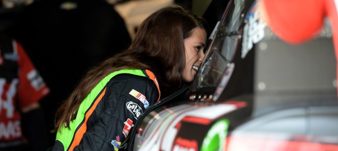 Danica Patrick, sobre su llegada a la F1 con Haas: "Es posible, pero nadie me ha dicho nada"