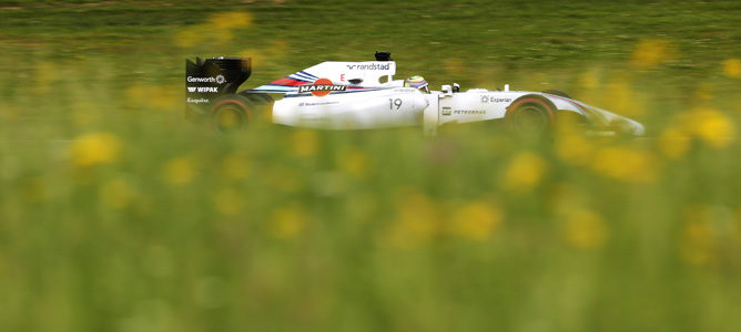 Felipe Massa consigue la pole y Williams roba la primera fila a Mercedes en el GP de Austria