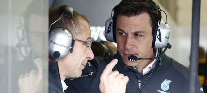 Toto Wolff: "La transparencia entre nuestros pilotos no es total"